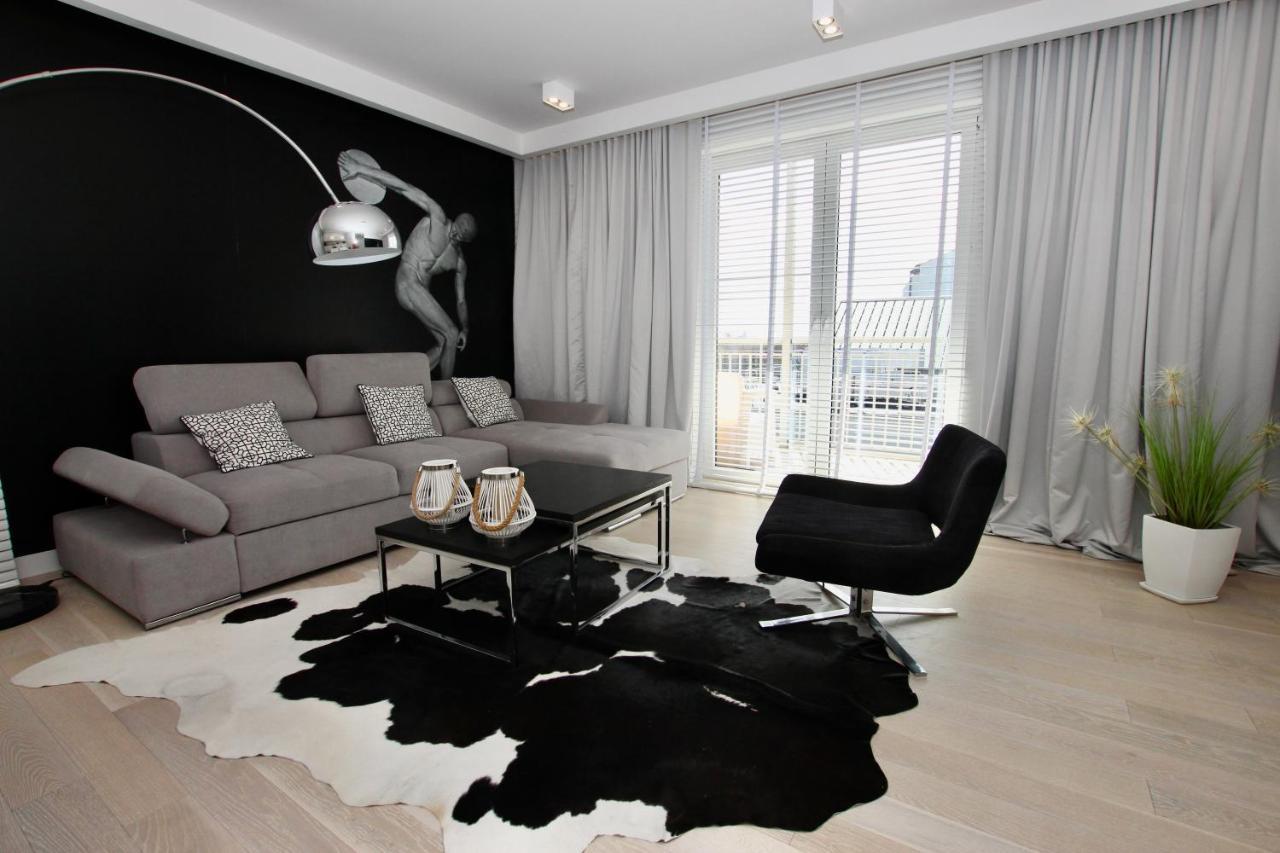 Apartamenty Bursztynowe Komnaty Darlowko Bagian luar foto
